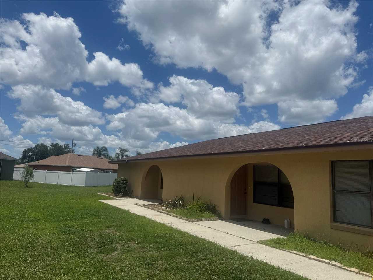 627 Bittern Ct #B - Photo 2 of 23