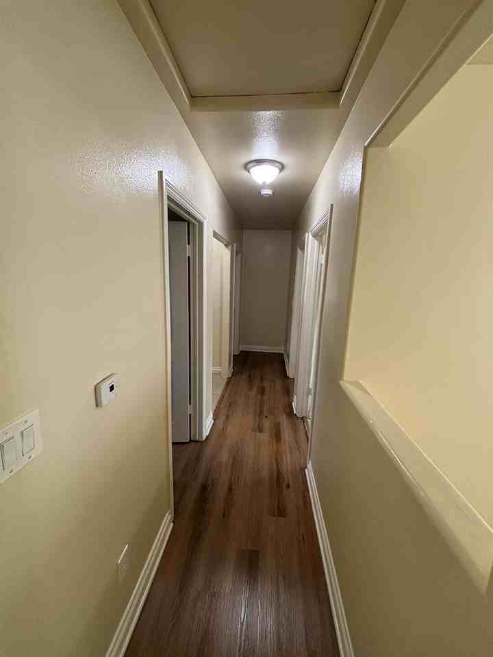 1446 East 52nd Street - Photo 6 of 19