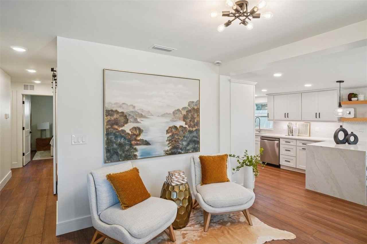 3123 W La Salle St - Photo 3 of 43