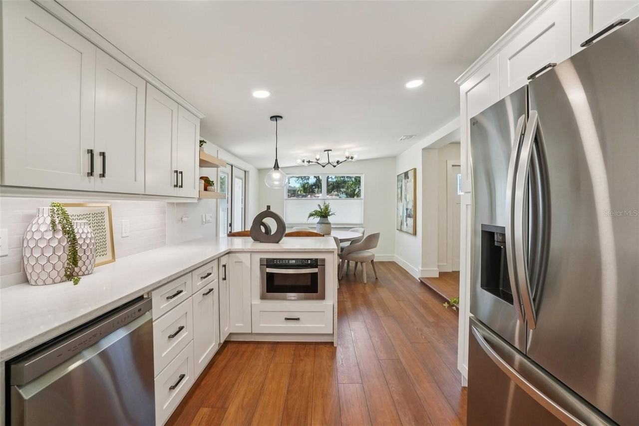 3123 W La Salle St - Photo 7 of 43