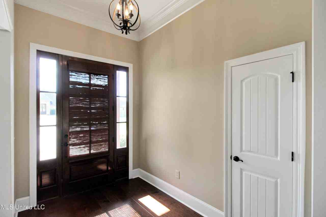 114 Huber St - Photo 3 of 24