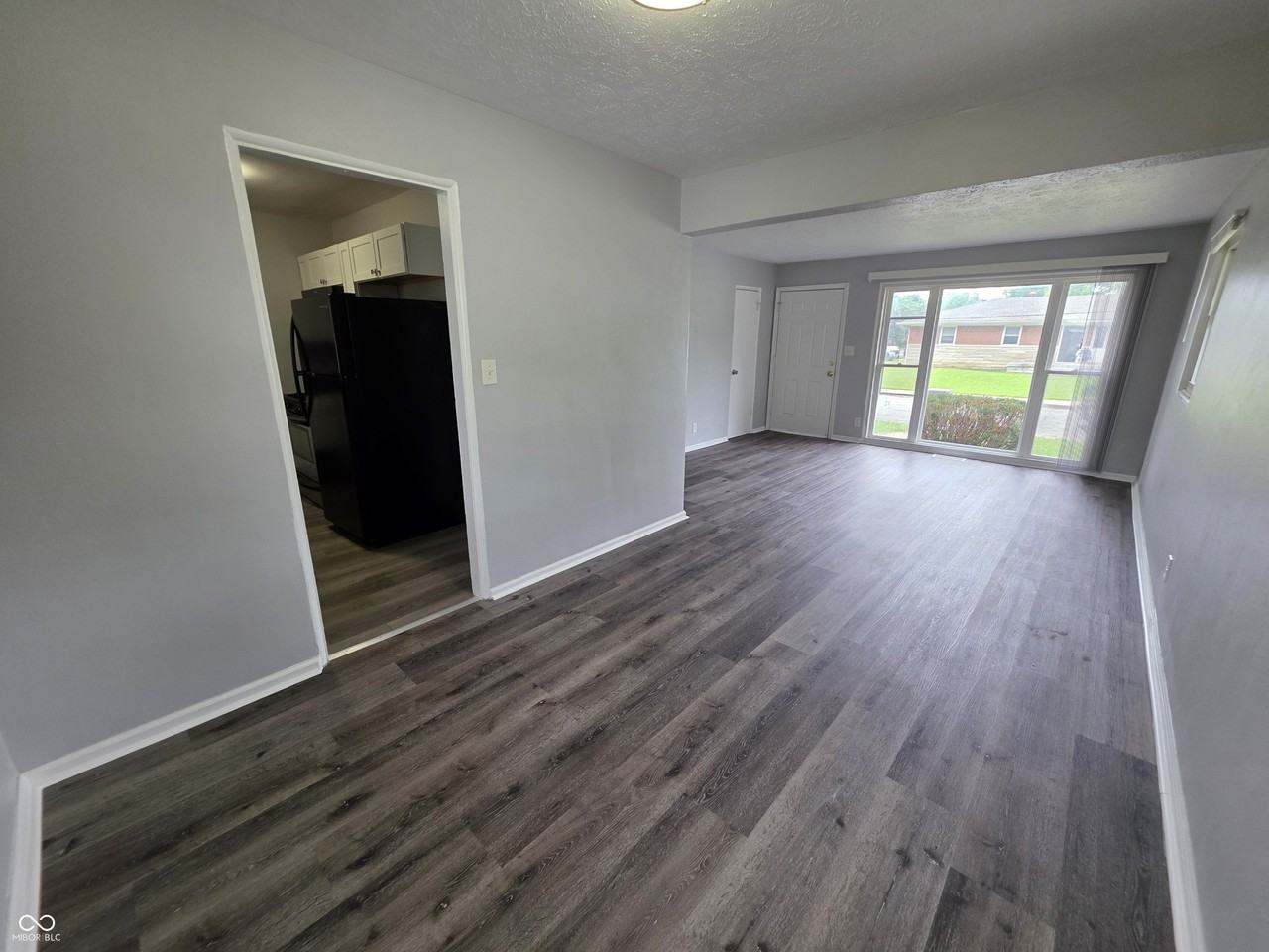 5820 E 40th St - Photo 4 of 28
