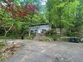 43 Valerie Ct - Photo 1 of 1