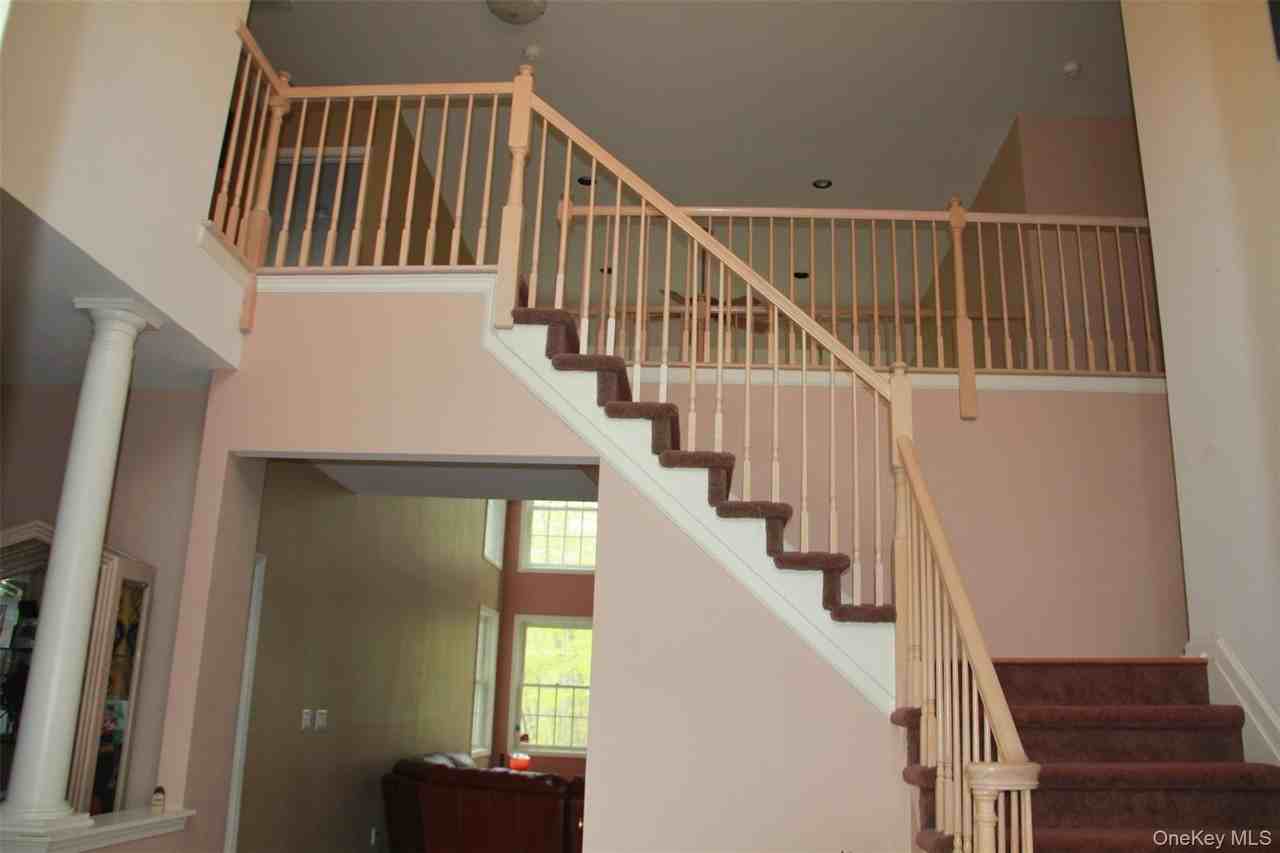 23 Cedar Dr - Photo 4 of 38