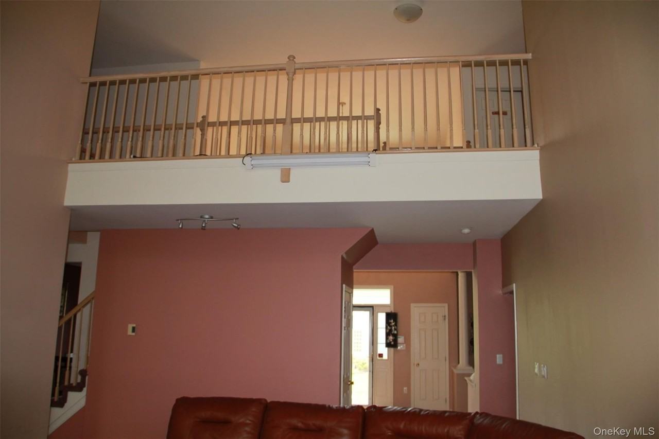 23 Cedar Dr - Photo 5 of 38