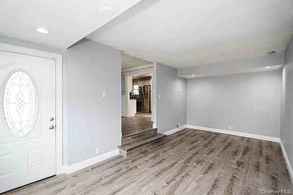 52 Huron St - Photo 2 of 33