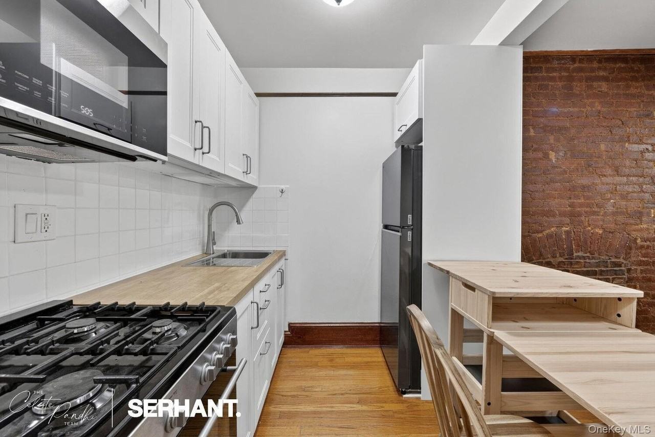 528 W 143rd St #1 - Photo 6 of 13
