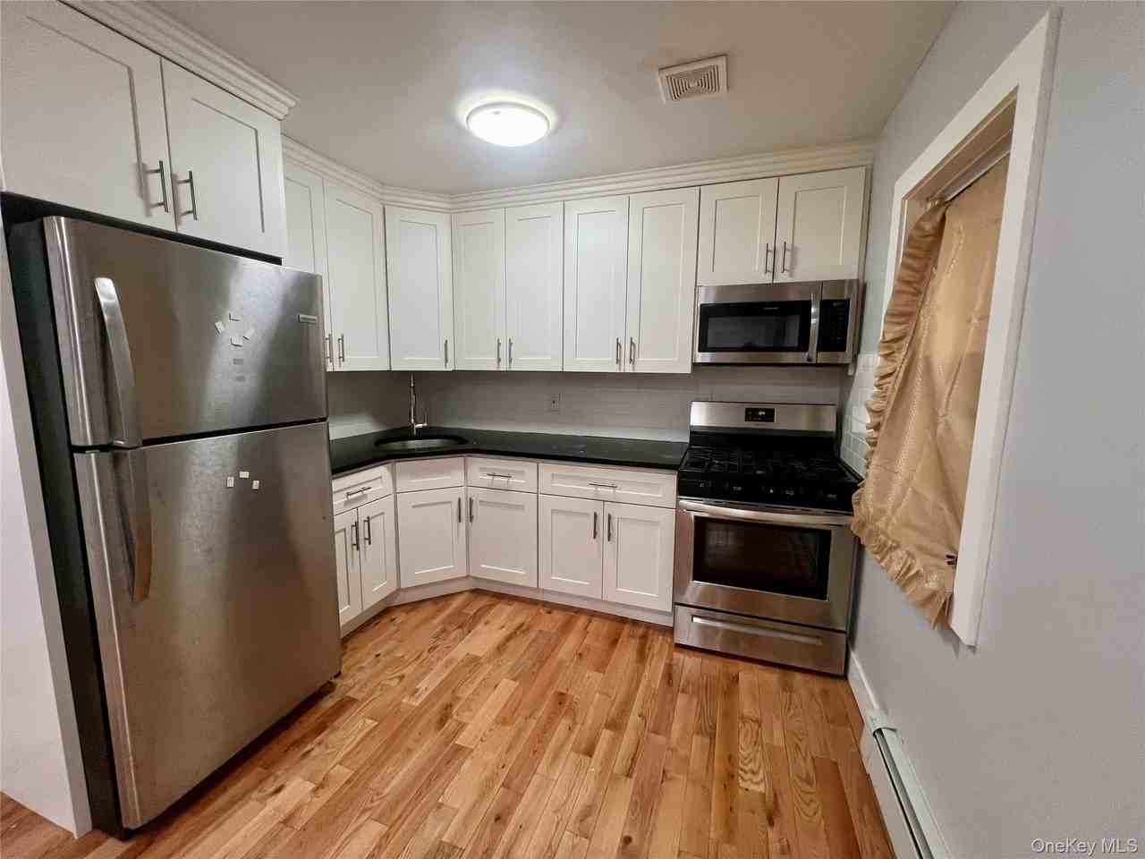 305A Beach 88th St - Photo 3 of 6