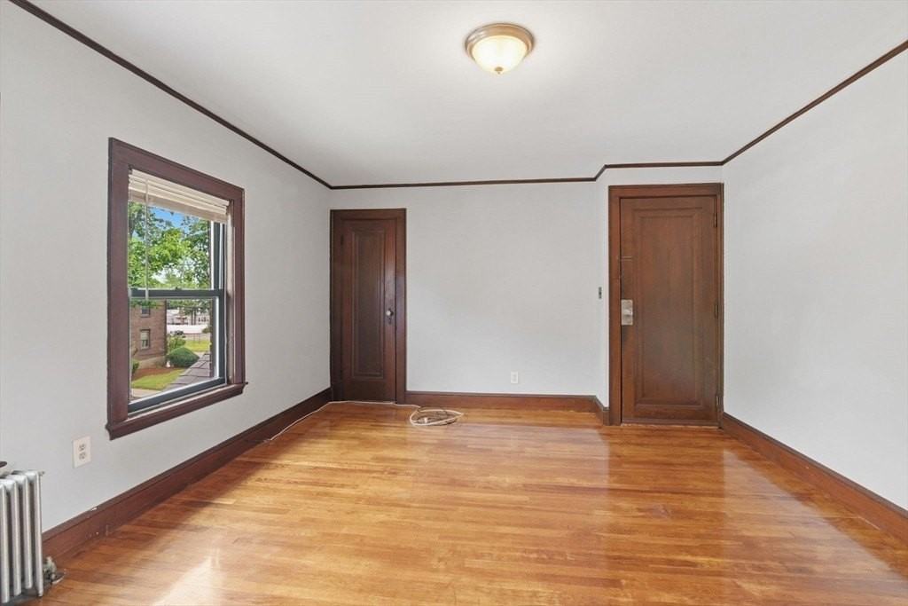 34 Weston Ave #4 - Photo 6 of 27
