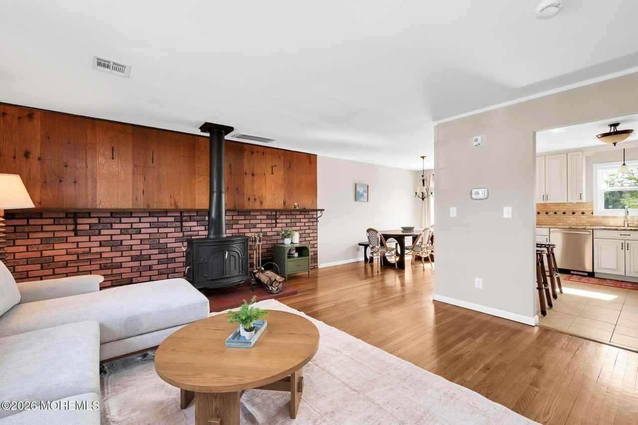 116 Cornell Ave - Photo 7 of 27