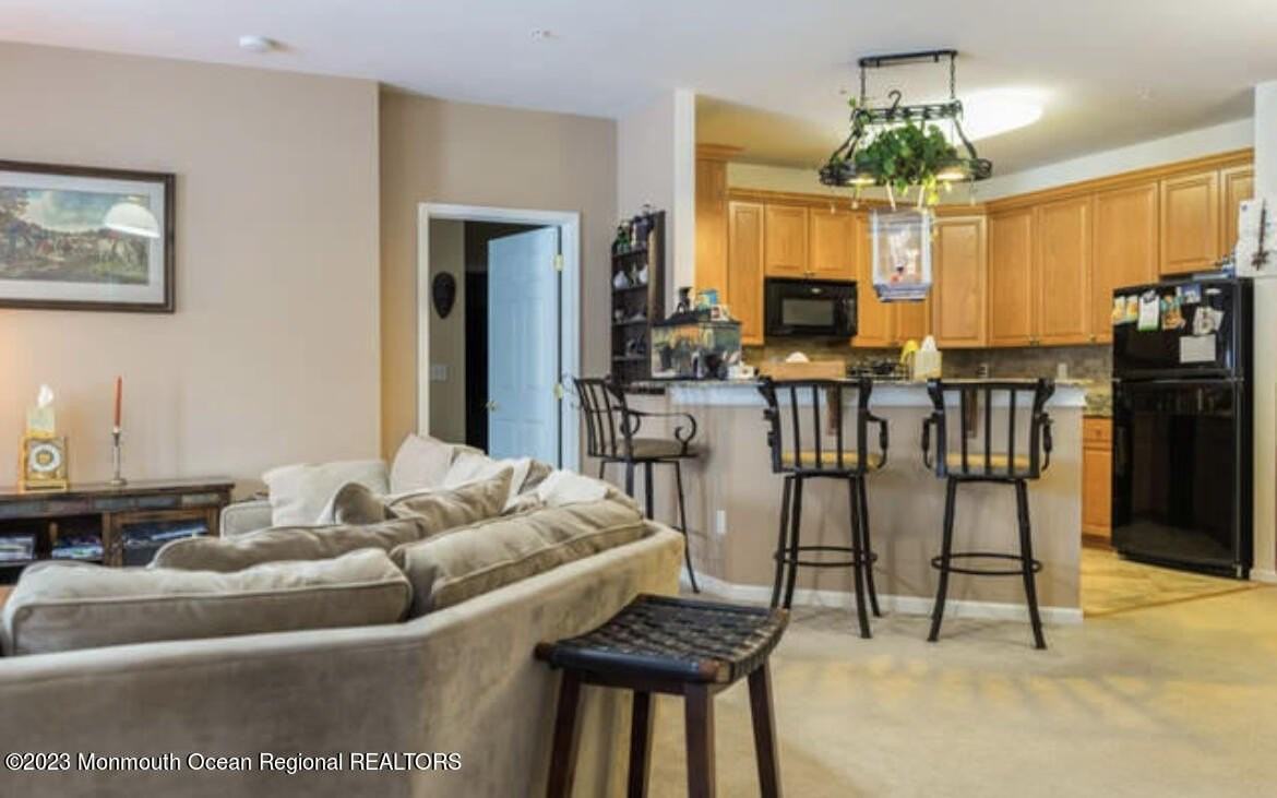 314 Mill Pond Way - Photo 3 of 17