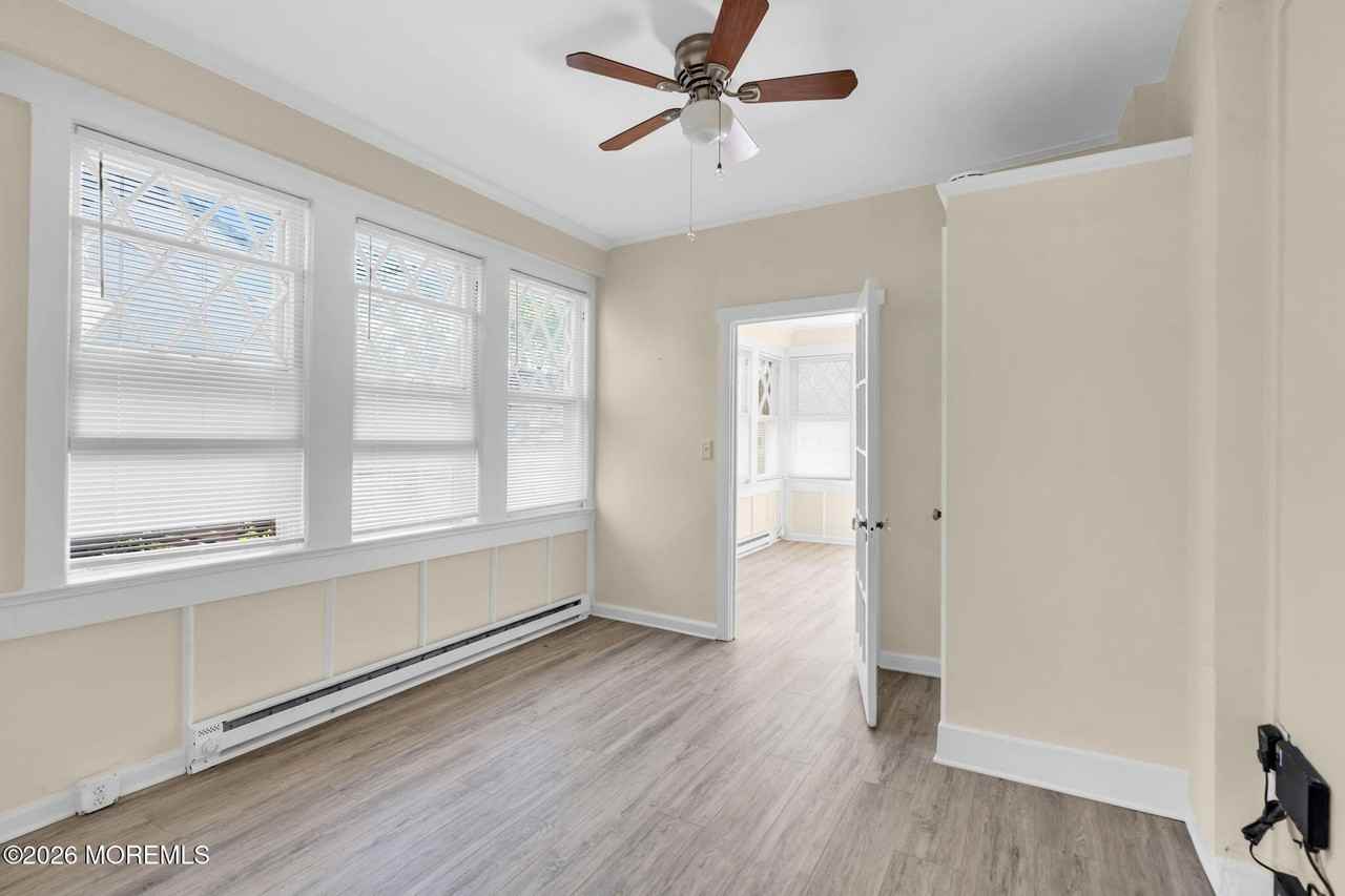 710 Beach Ave #3 - Photo 5 of 13