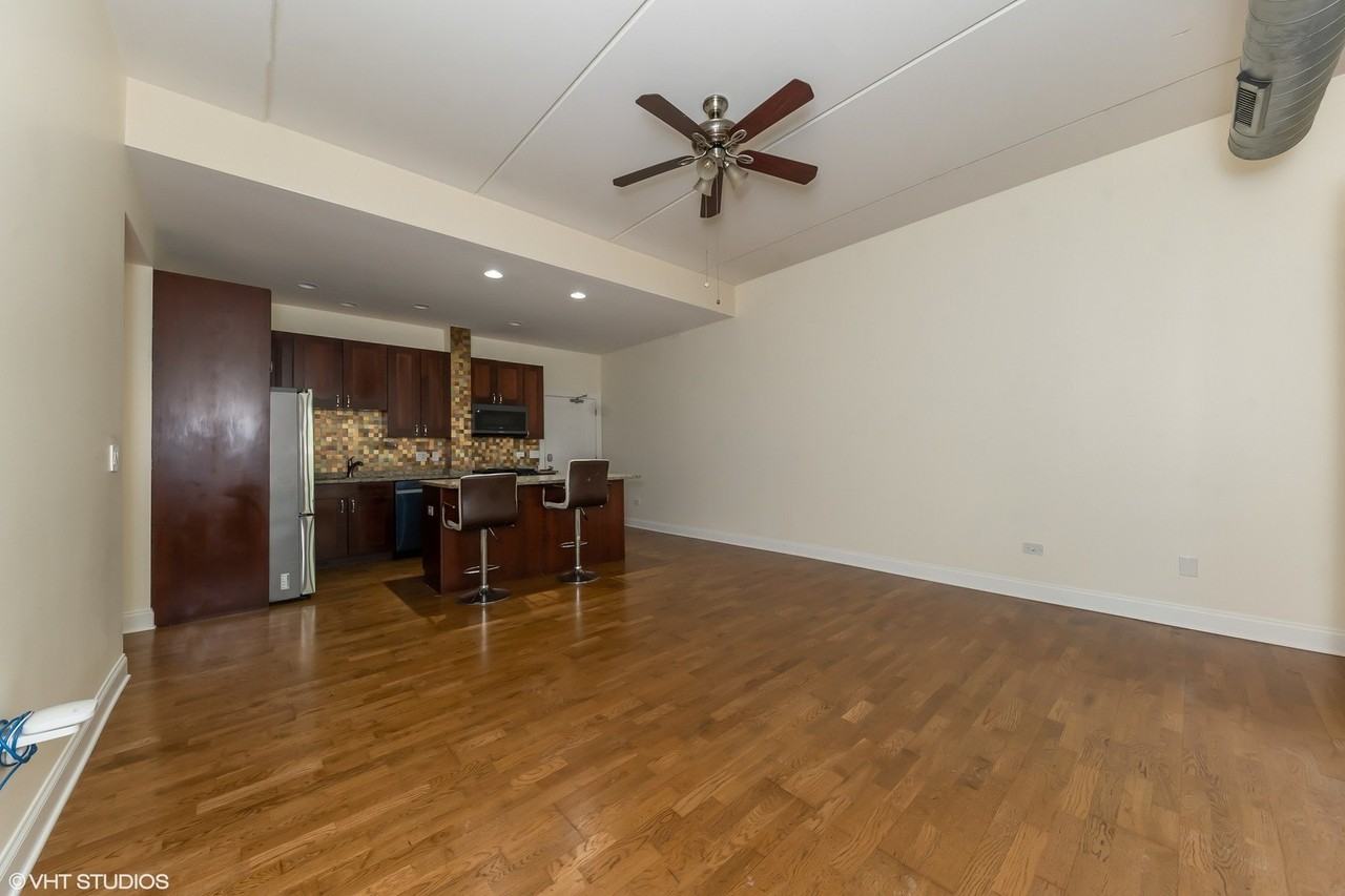 1440 S Wabash Ave #207 - Photo 3 of 12