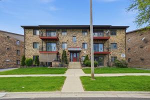 featured image of 11810 S Komensky Ave #102
