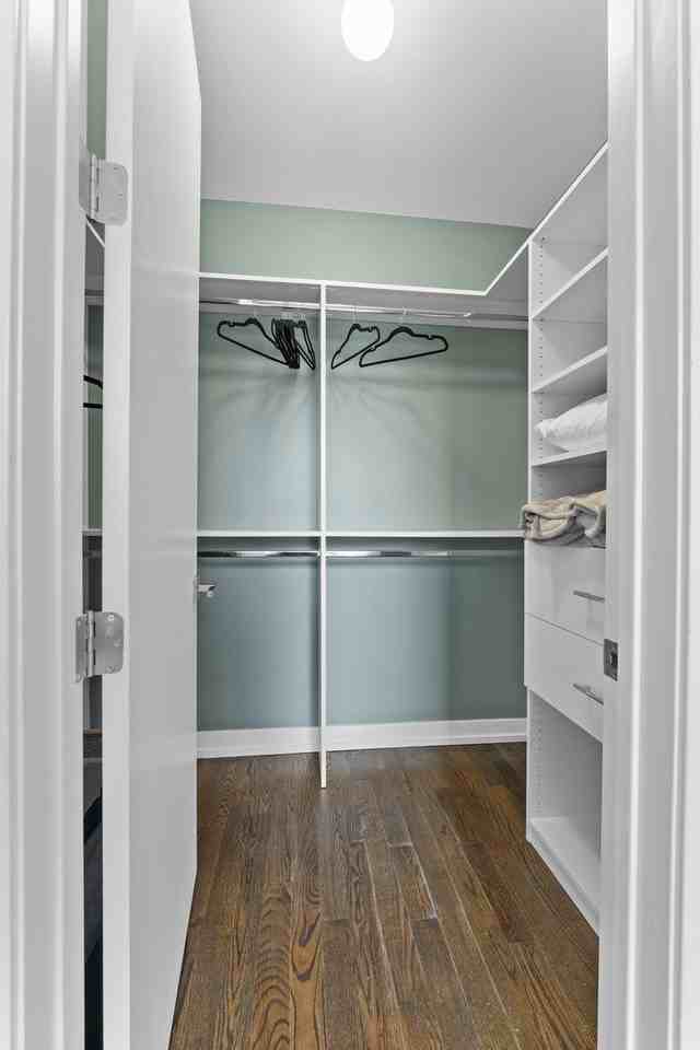 2437 W Jackson Blvd - Photo 4 of 29