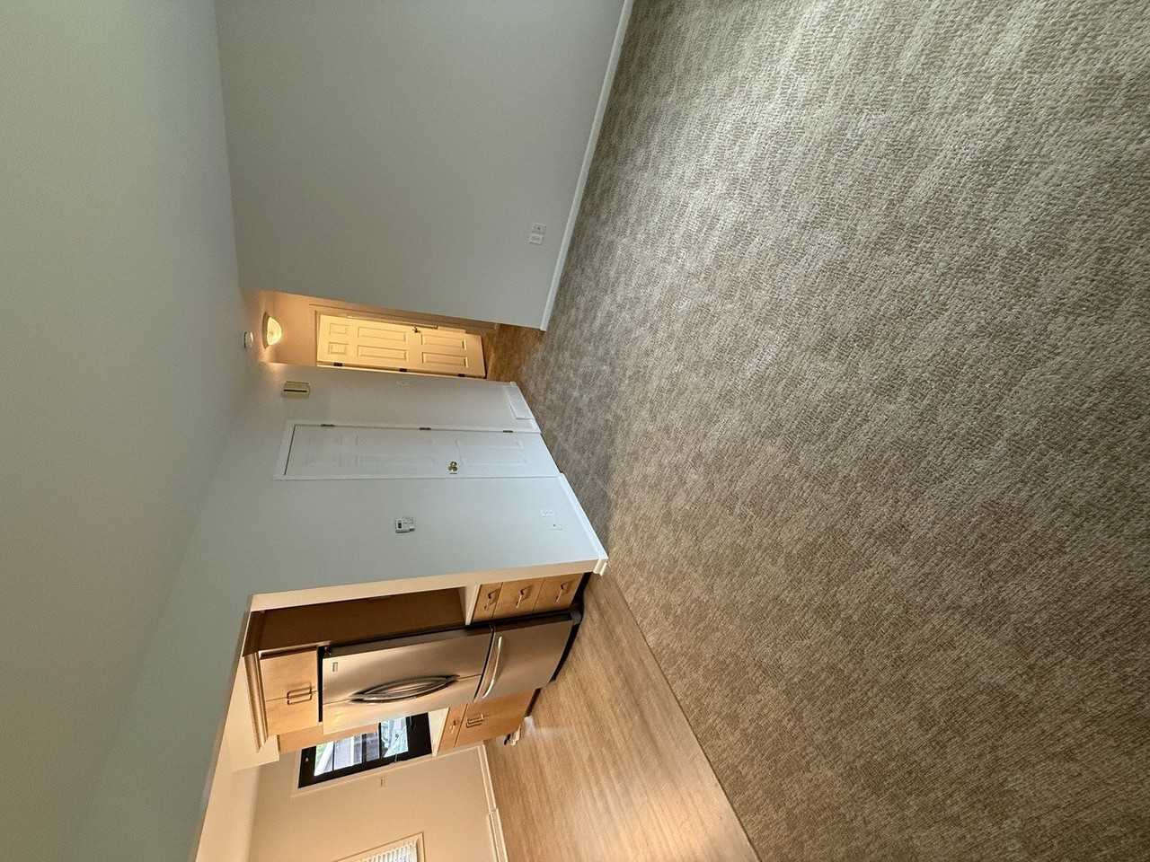11722 Mill St - Photo 3 of 15