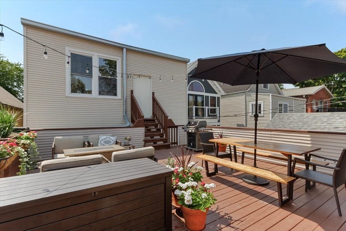 3625 N Hermitage Ave #1 - Photo 4 of 37