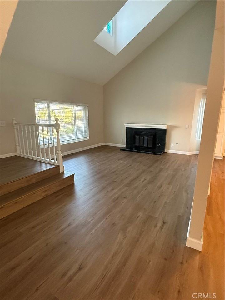 22166 Woodcreek Ln - Photo 2 of 23