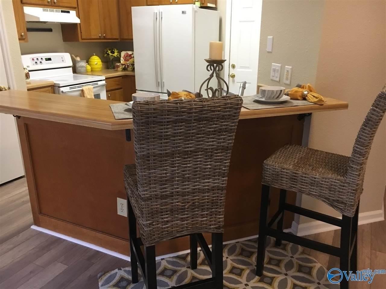 106 Vistawood Ct - Photo 3 of 20