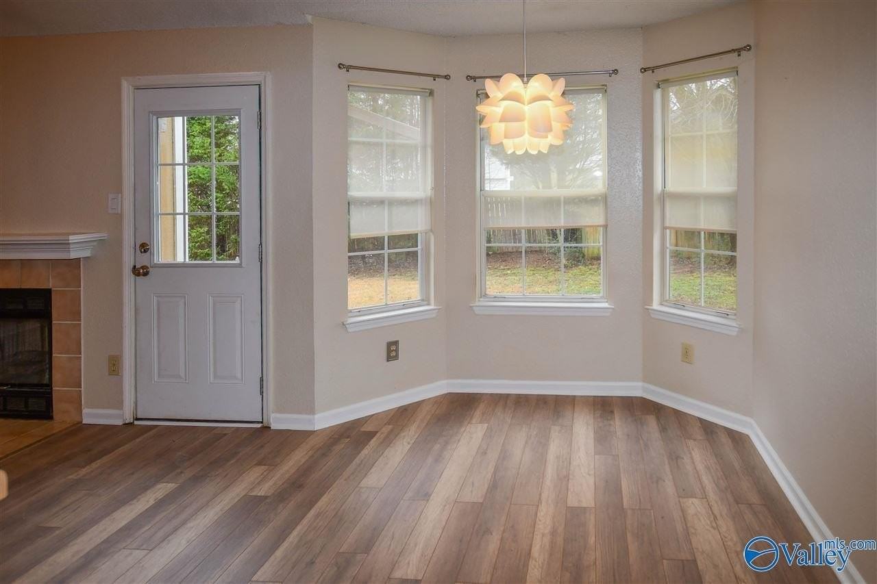 106 Vistawood Ct - Photo 7 of 20