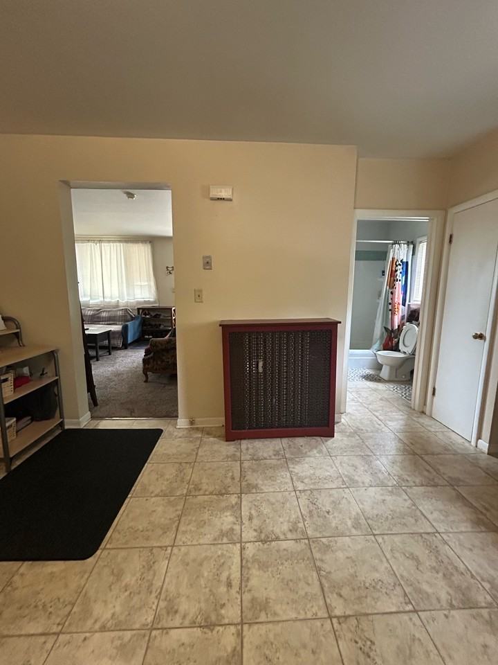 830 N 4th St #A - Photo 2 of 4