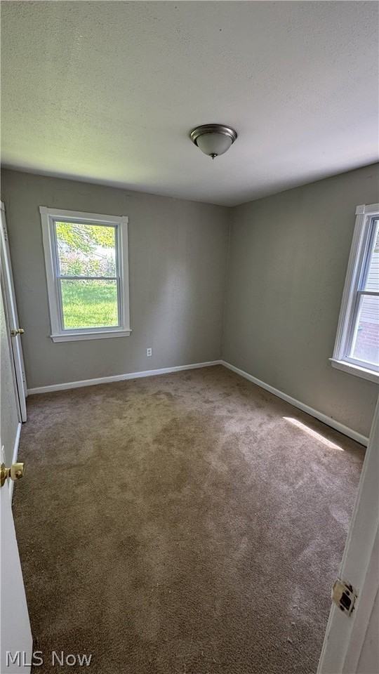 11825 Avon Ave - Photo 6 of 9