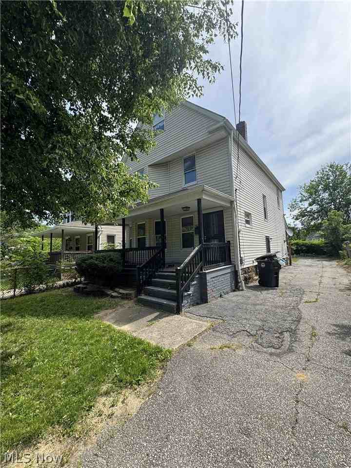 927 E 146th St - Photo 2 of 2