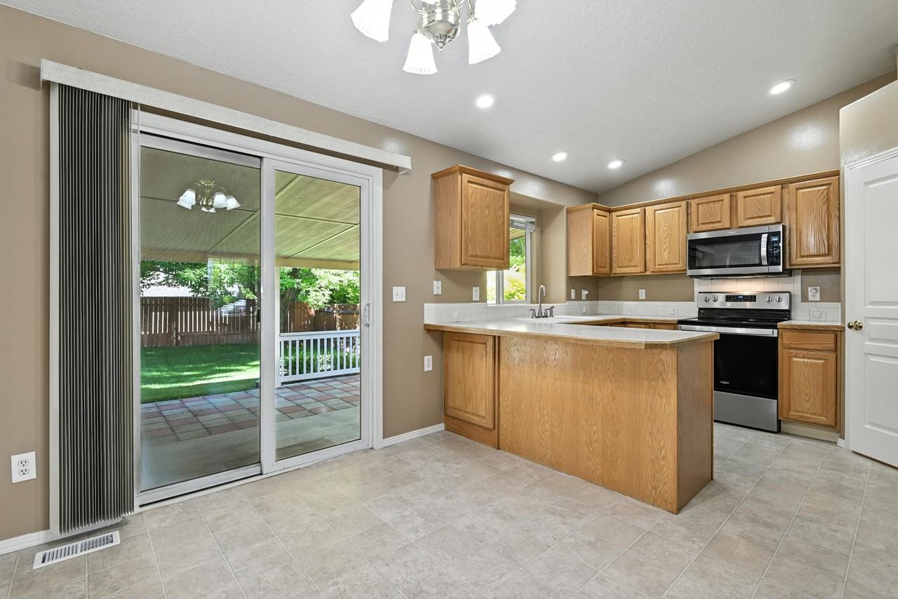 5199 E Rocky Bar Dr #1 - Photo 7 of 29