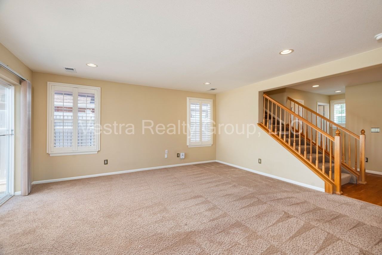 17273 E Wyoming Pl - Photo 7 of 37