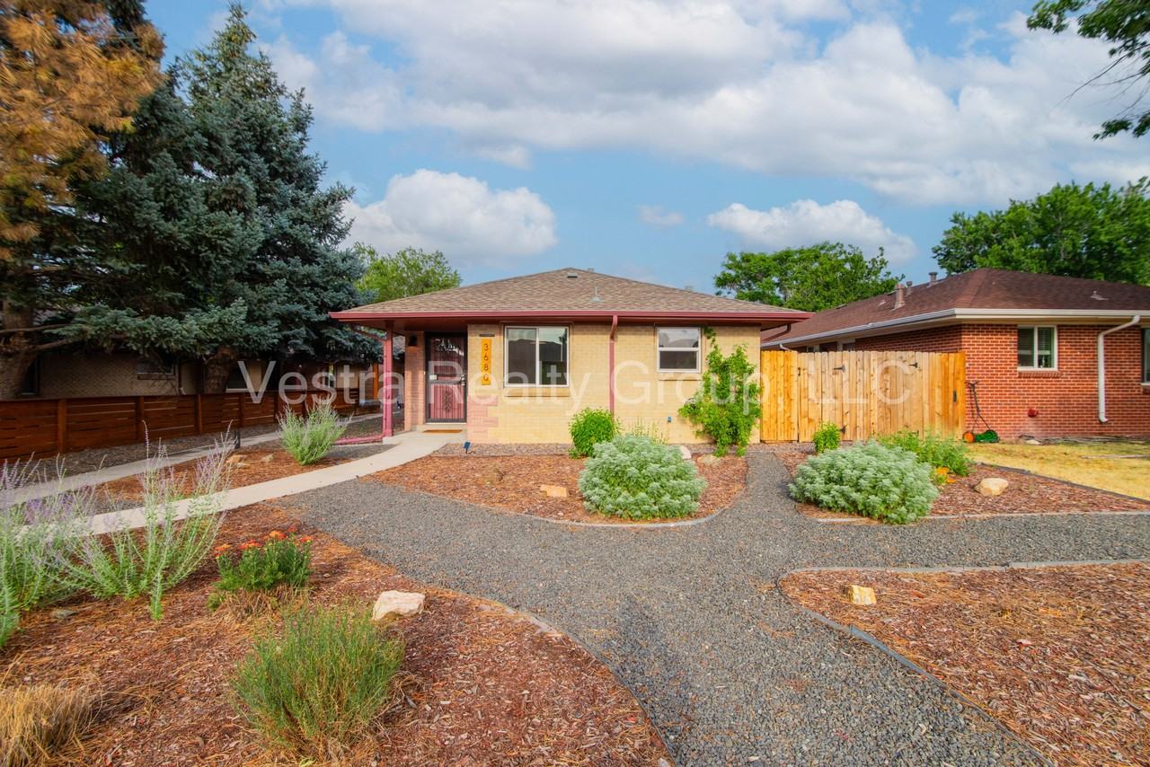 3680 Grape St - Photo 2 of 21
