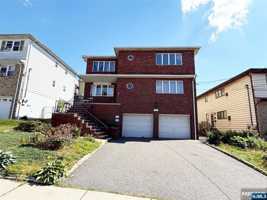 featured image of 121 E Edsall Ave #2ndFL