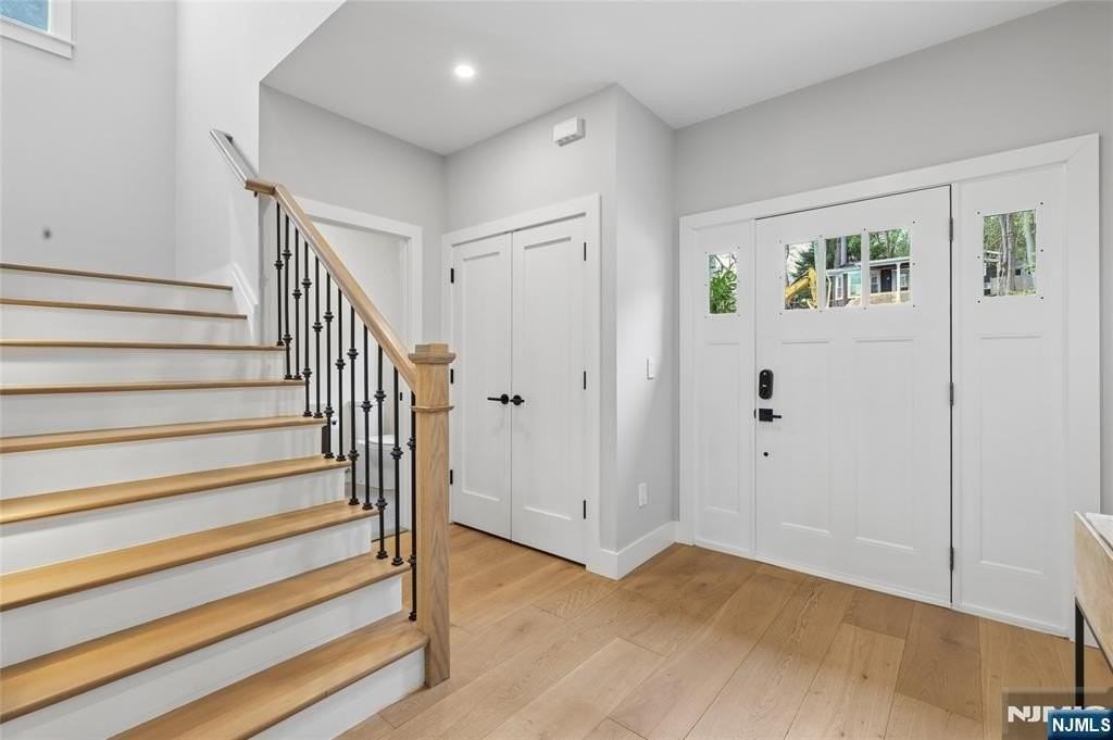 34 Merrifield Way - Photo 3 of 48
