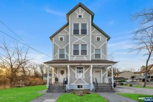 152 Washington Ave #A - Photo 1 of 1