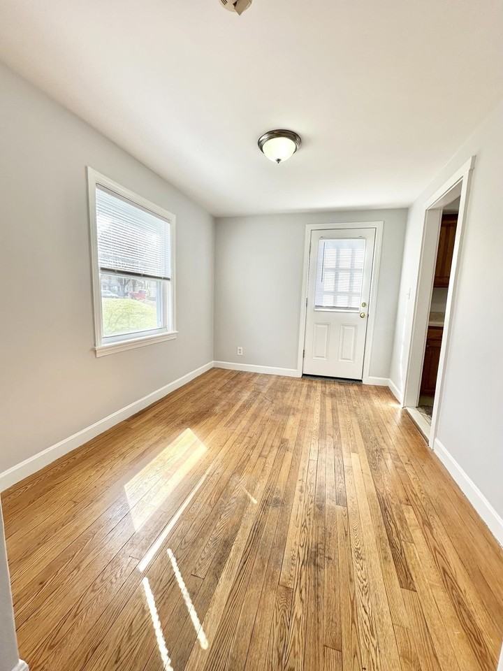 84 Mary Ann Rd - Photo 7 of 12