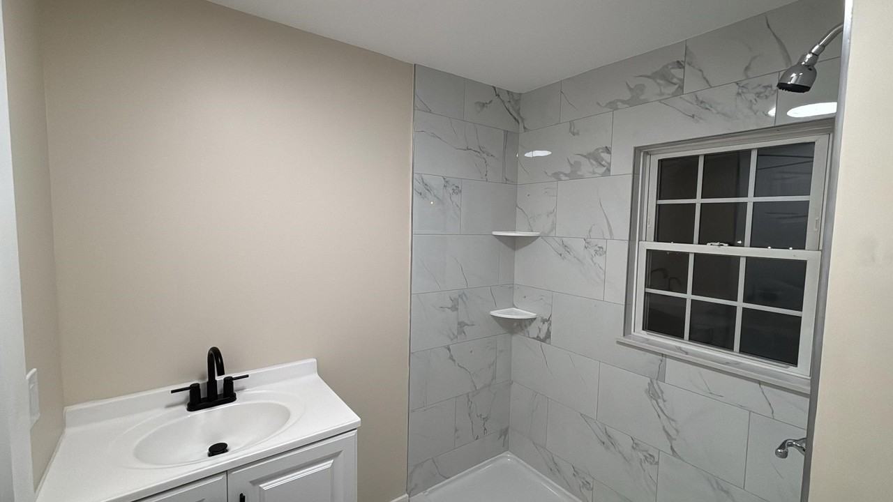 155 S Main St #2 - Photo 2 of 10
