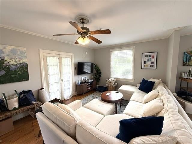 5519 Clara St - Photo 2 of 16