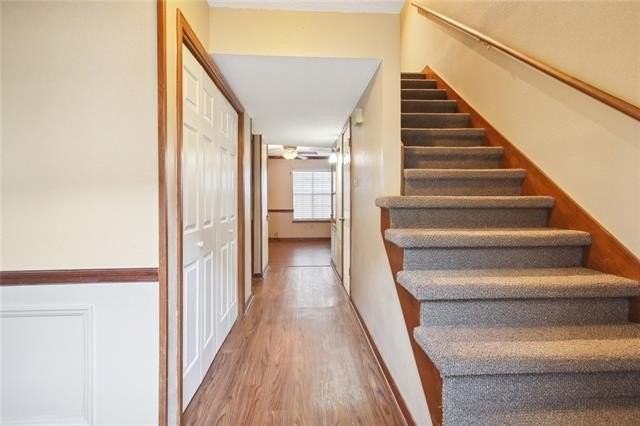 21 Brandon Hall Dr #B - Photo 4 of 14