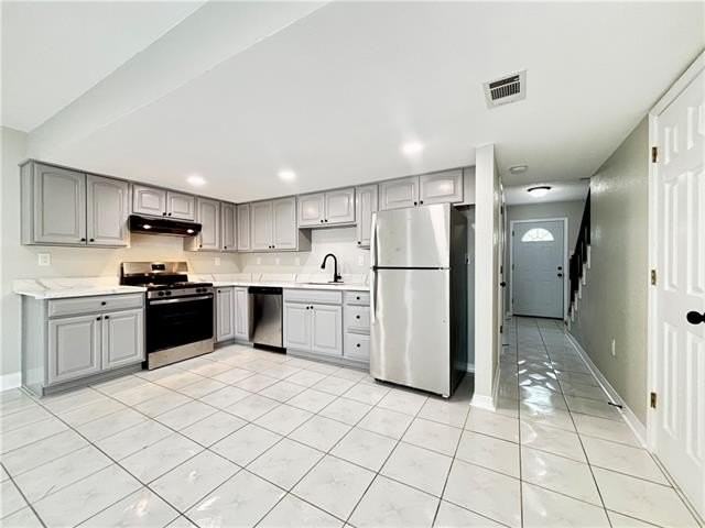 6628 Harbourview Dr - Photo 3 of 15