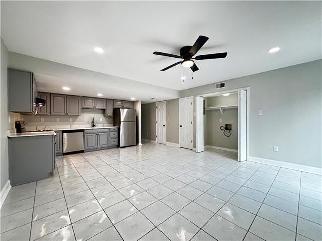 6628 Harbourview Dr - Photo 4 of 15