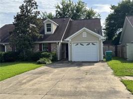 featured image of 204 S General Pershing St