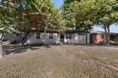 445 Bolero Ave - Photo 3 of 35