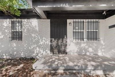 445 Bolero Ave - Photo 4 of 35
