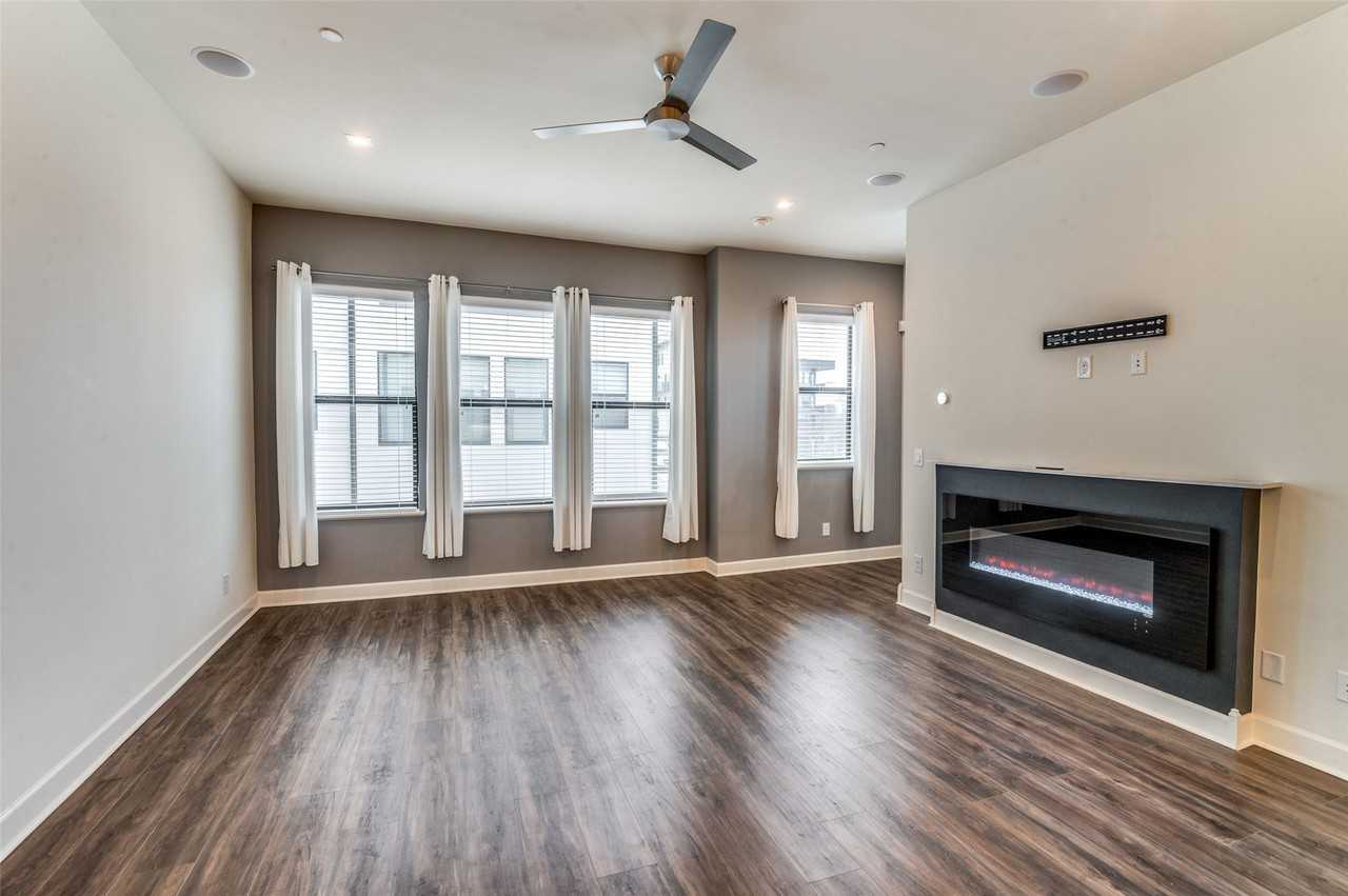 1813 Park Ave #107 - Photo 6 of 25