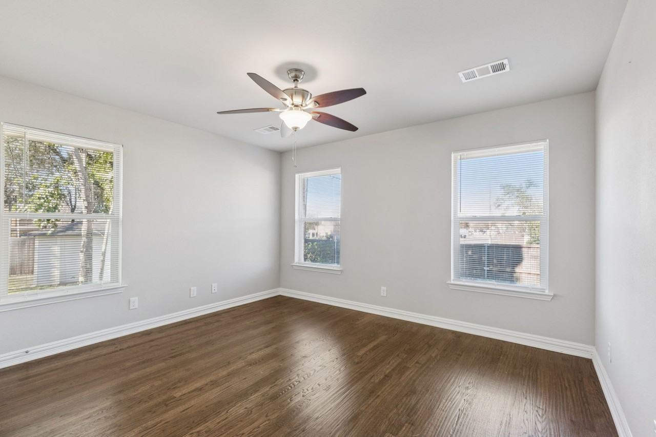 9363 Angora St - Photo 7 of 10