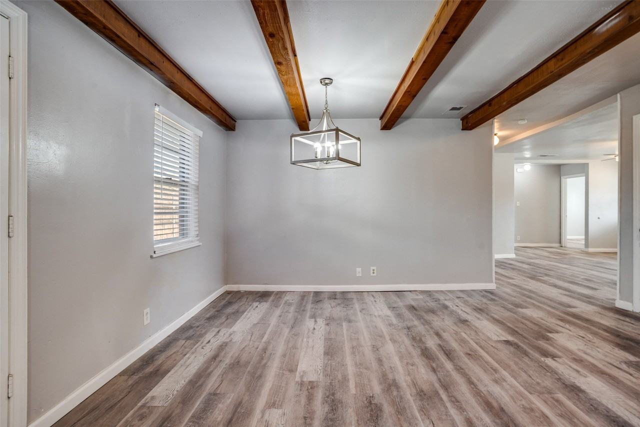 266 W Fulton St - Photo 5 of 13