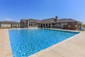 featured image of 2991 Lakeside Dr