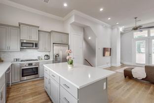 638 Dalton Ln #802 - Photo 1 of 1