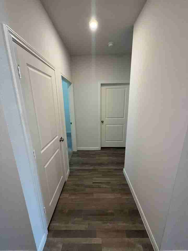 3637 Silver Maple Ln - Photo 4 of 19