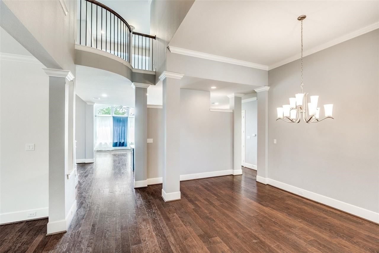 2035 Grassland Dr - Photo 3 of 36