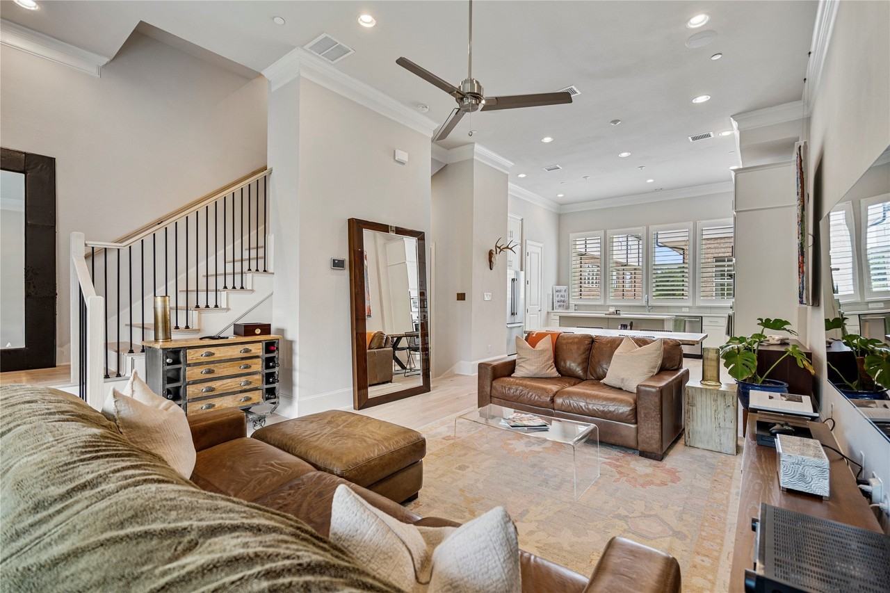 2157 Wenge Ln - Photo 2 of 21